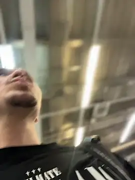 adam-rivera online show from March 26, 10:04 pm