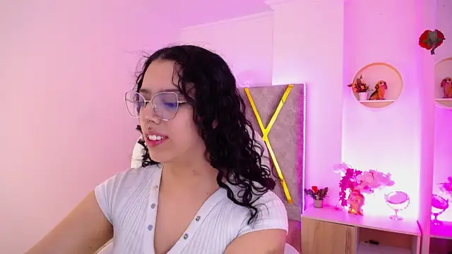 Aurora Brownn online show from January 11, 3:55 am