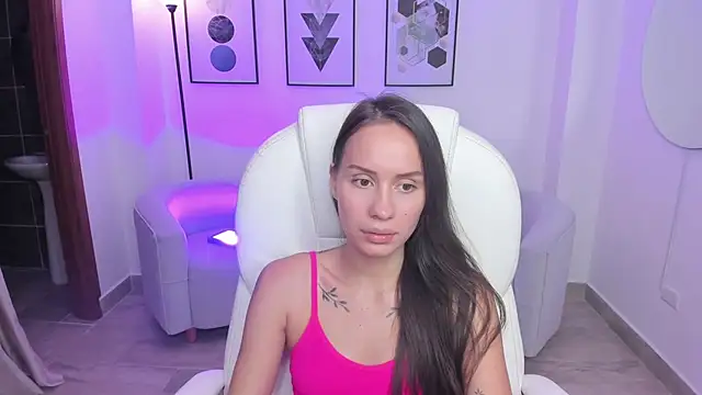 Snapshot of kiim_sweett chatting on February 24, 3:09 pm kiim sweett online show from February 24, 3:09 pm