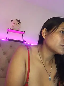 Snapshot of mariana_21x chatting on January 15, 12:58 pm mariana 21x online show from January 15, 12:58 pm