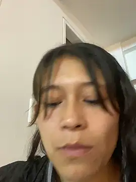 Snapshot of mariana_21x chatting on February 5, 7:53 pm mariana 21x online show from February 5, 7:53 pm