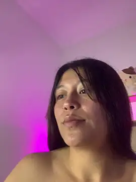 Snapshot of mariana_21x chatting on March 4, 12:55 pm mariana 21x online show from March 4, 12:55 pm