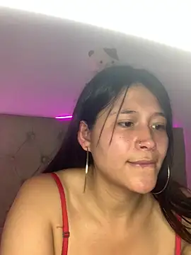 Snapshot of mariana_21x chatting on March 4, 7:01 pm mariana 21x online show from March 4, 7:01 pm