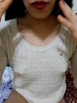 Snapshot of Linda-53 chatting on March 7, 1:20 am Linda-53 online show from March 7, 1:20 am