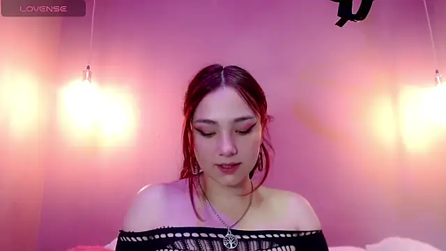 Snapshot of cami_fire chatting on January 2, 7:40 pm cami fire online show from January 2, 7:40 pm