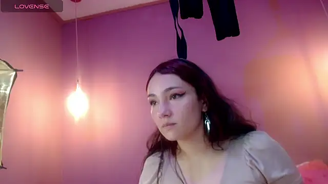 Snapshot of cami_fire chatting on January 8, 7:56 pm cami fire online show from January 8, 7:56 pm