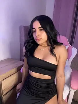 Emily-14 online show from November 25, 5:18 am