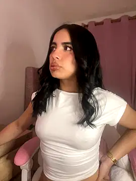 Emily-14 online show from December 2, 5:13 am