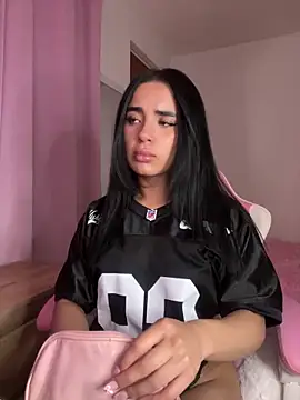 Emily-14 online show from December 17, 6:52 am