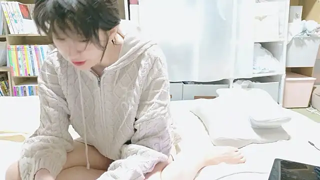 Snapshot of morikawa_sayaka chatting on January 16, 11:42 pm morikawa sayaka online show from January 16, 11:42 pm