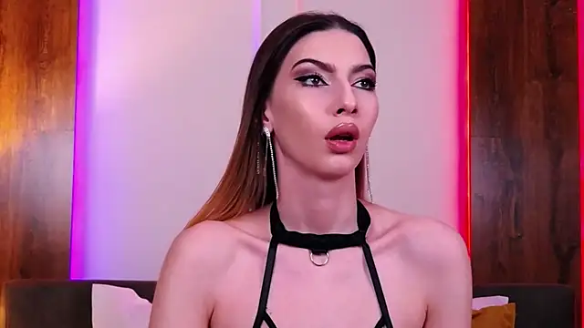 Snapshot of SkylerSpark chatting on January 15, 8:23 pm SkylerSpark online show from January 15, 8:23 pm