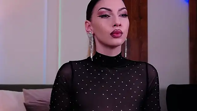 Snapshot of SkylerSpark chatting on March 2, 8:15 pm SkylerSpark online show from March 2, 8:15 pm