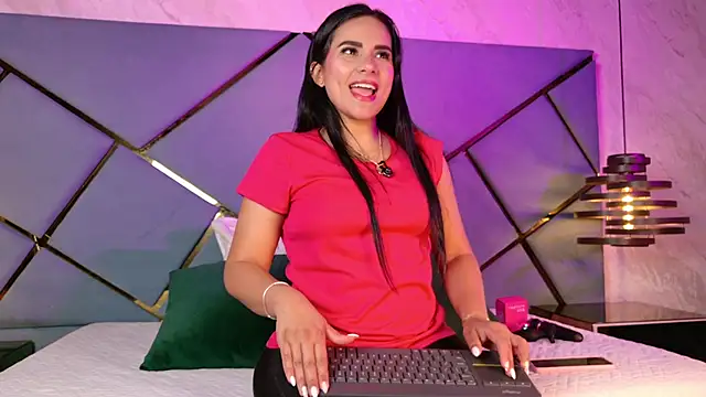 giorgia 13 online show from September 11, 3:17 am