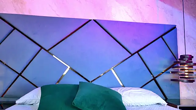 giorgia 13 online show from September 23, 3:09 am