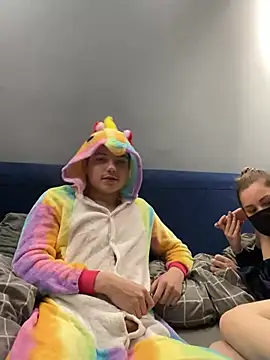 Snapshot of PASSIONBOX chatting on February 14, 7:54 pm PASSIONBOX online show from February 14, 7:54 pm