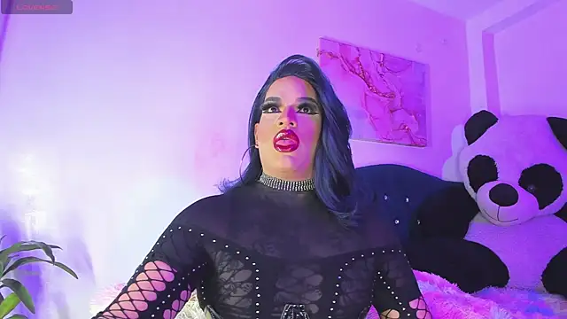 Missisabella  online show from January 12, 8:25 pm