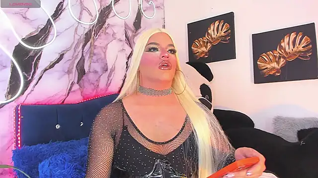 Missisabella  online show from May 12, 12:52 am