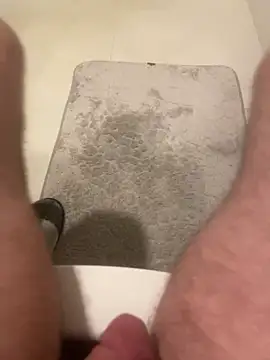 Snapshot of karkerkor chatting on December 16, 5:18 pm karkerkor online show from December 16, 5:18 pm