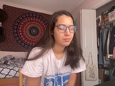 Snapshot of naughtynadia0502 chatting on March 4, 2:53 pm naughtynadia0502 online show from March 4, 2:53 pm