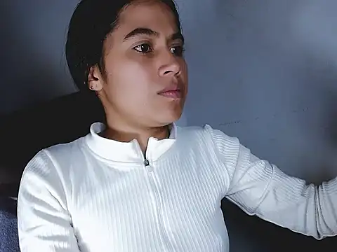 Snapshot of brihanna_lena chatting on April 30, 6:20 am brihanna lena online show from April 30, 6:20 am