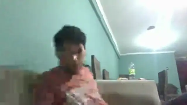 Snapshot of xxx-999 chatting on October 17, 11:18 pm xxx-999 online show from October 17, 11:18 pm