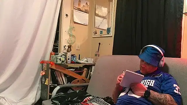 TwoFarty240 online show from March 22, 9:29 pm