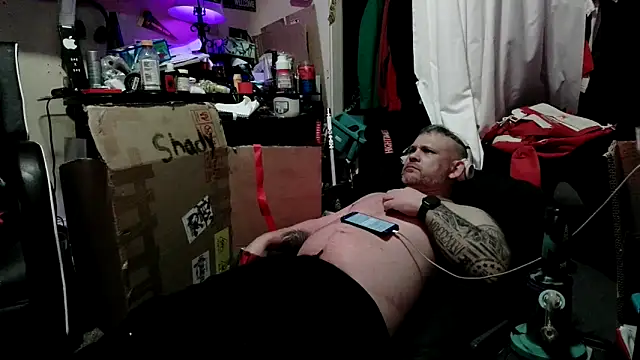 TwoFarty240 online show from April 7, 4:35 am