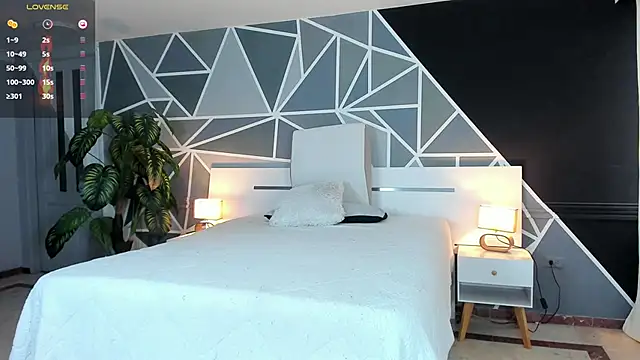 Snapshot of Lucifer_shadow chatting on December 26, 12:27 pm Lucifer shadow online show from December 26, 12:27 pm