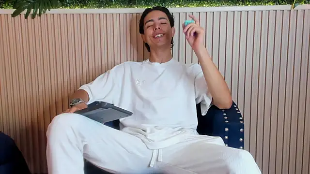 JoshRashfordd online show from September 19, 11:55 am