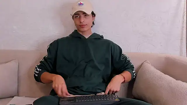 JoshRashfordd online show from October 11, 10:52 pm