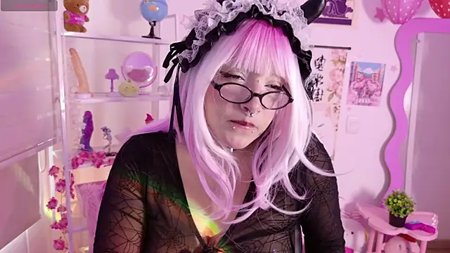 lady noize online show from May 18, 9:42 pm