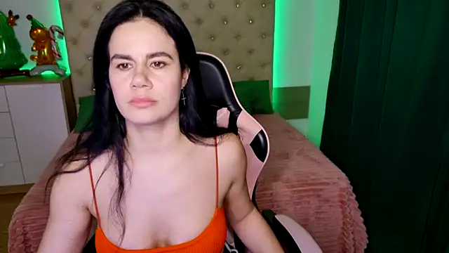KattieSims online show from January 11, 11:46 pm