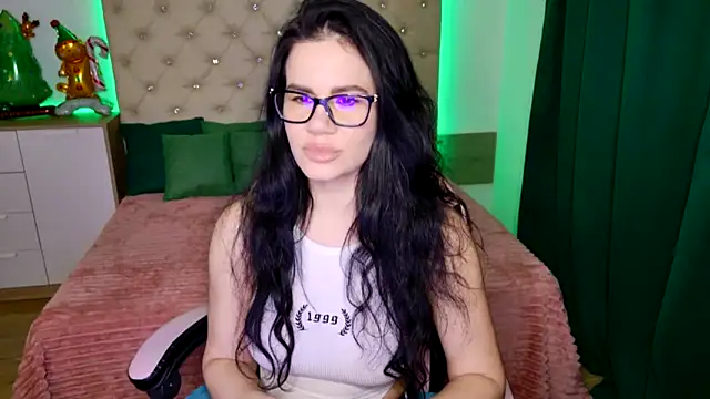 KattieSims online show from January 12, 9:29 pm
