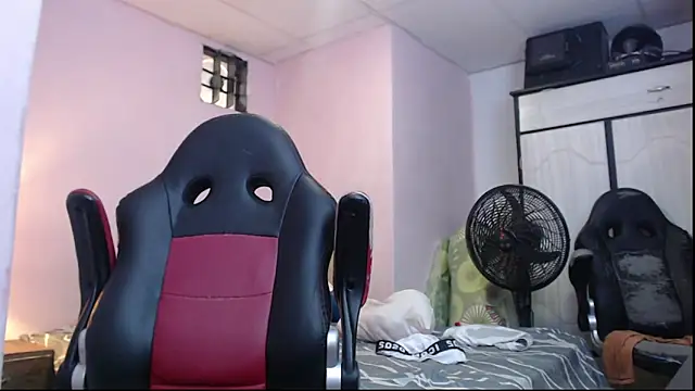 mr stiven  online show from January 14, 9:13 am