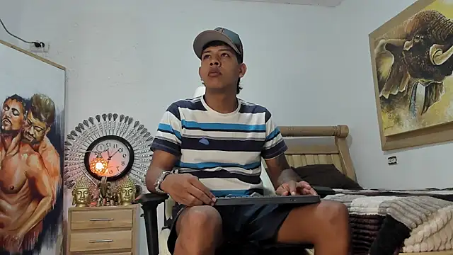 mr stiven  online show from March 28, 3:28 am