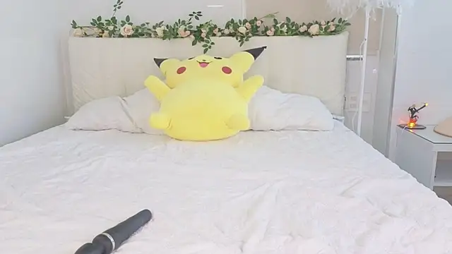 Snapshot of Akina_starr chatting on October 10, 8:57 am Akina starr online show from October 10, 8:57 am