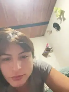 Snapshot of Liah_ferrer chatting on July 10, 4:17 am Liah ferrer online show from July 10, 4:17 am
