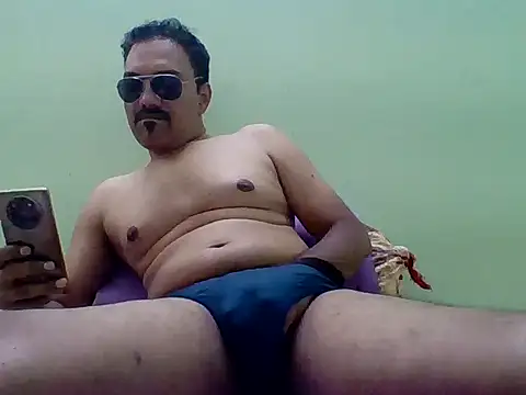 farhaanmacho online show from November 10, 4:17 pm