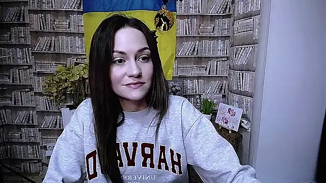 Lina Star S online show from November 2, 7:00 am