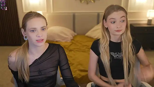 Ewa Pearl online show from October 1, 6:52 am