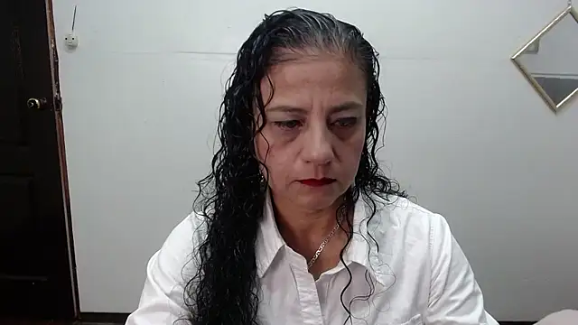 sasi luna online show from January 31, 2:28 pm