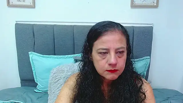 sasi luna online show from February 6, 3:41 pm