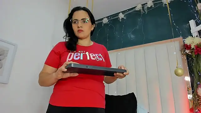 africa holmes online show from February 7, 2:26 am