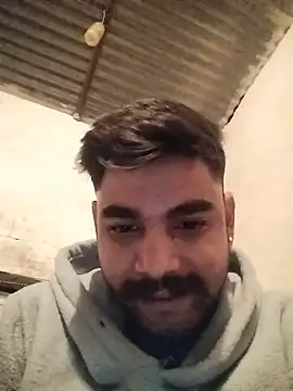 Snapshot of Solomen00 chatting on December 21, 6:34 pm Solomen00 online show from December 21, 6:34 pm