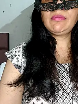 Snapshot of sexy_bhabhi69 chatting on April 11, 5:50 pm sexy bhabhi69 online show from April 11, 5:50 pm