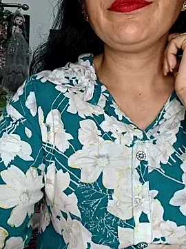 Snapshot of sexy_bhabhi69 chatting on April 12, 6:02 pm sexy bhabhi69 online show from April 12, 6:02 pm