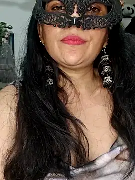 Snapshot of sexy_bhabhi69 chatting on May 7, 6:35 pm sexy bhabhi69 online show from May 7, 6:35 pm