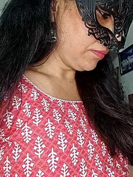 Snapshot of sexy_bhabhi69 chatting on May 13, 5:10 pm sexy bhabhi69 online show from May 13, 5:10 pm