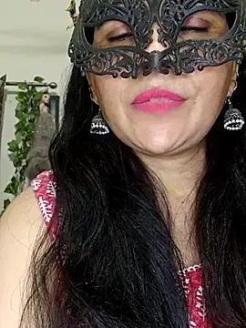 Snapshot of sexy_bhabhi69 chatting on May 15, 5:42 pm sexy bhabhi69 online show from May 15, 5:42 pm