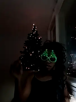 Snapshot of NastyBlackslaveGirl chatting on December 25, 12:27 am NastyBlackslaveGirl online show from December 25, 12:27 am